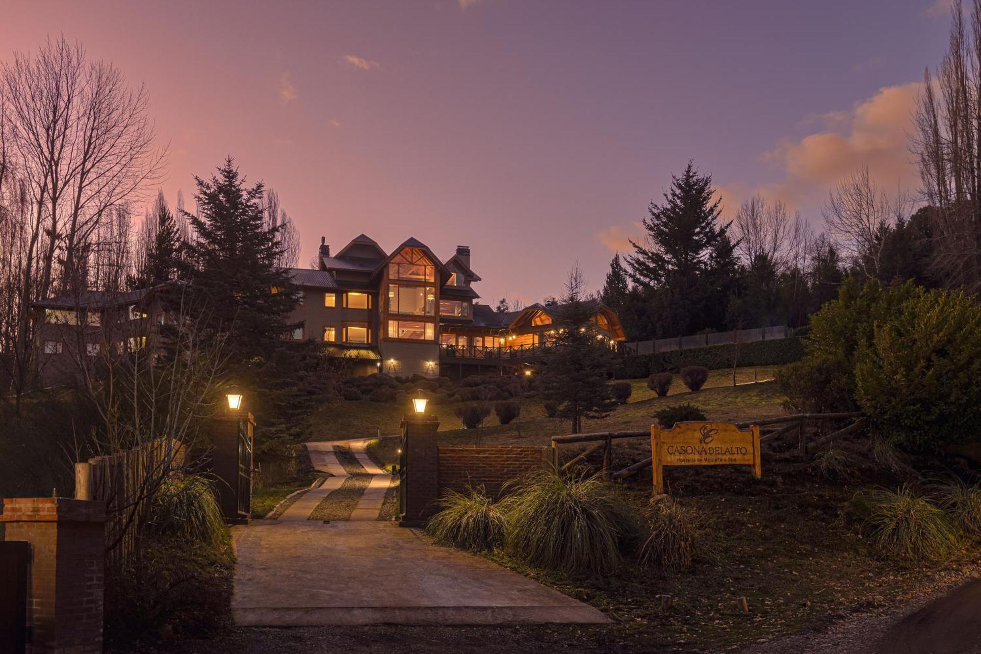 Отель Casona Del Alto Сан-Мартин-де-лос-Андес Экстерьер фото