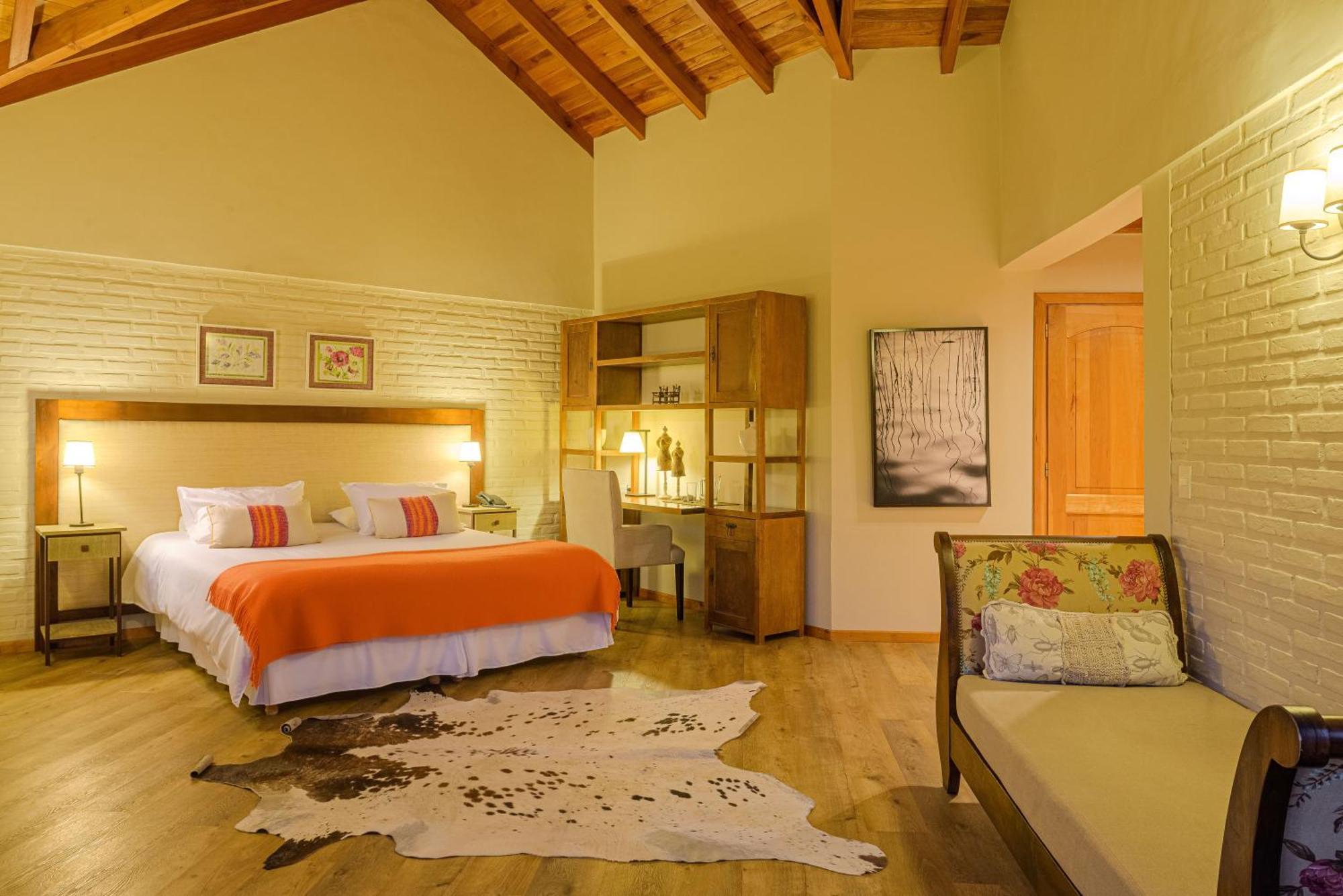 Отель Casona Del Alto Сан-Мартин-де-лос-Андес Экстерьер фото